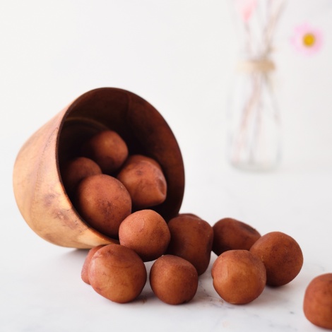 Marzipan patatoes
